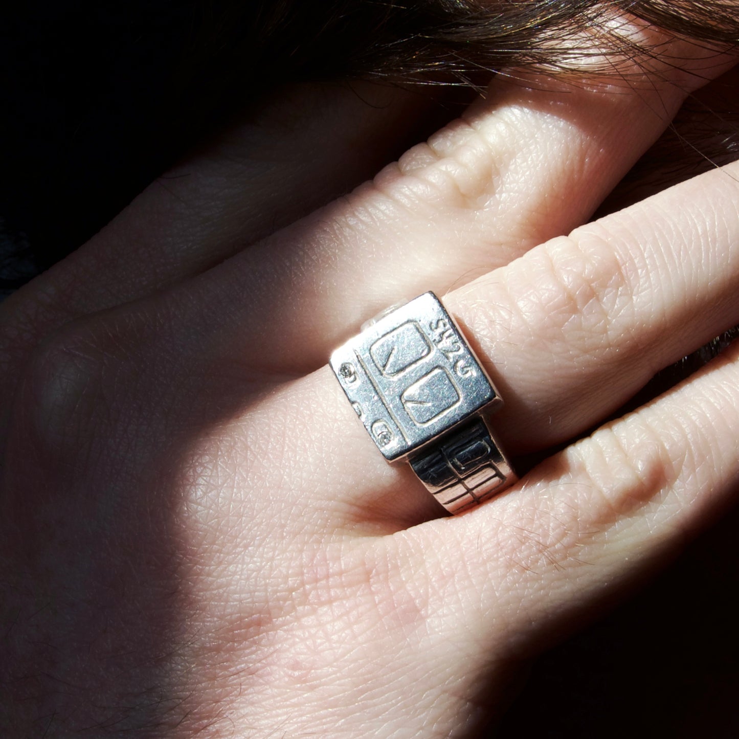 "RING" RING